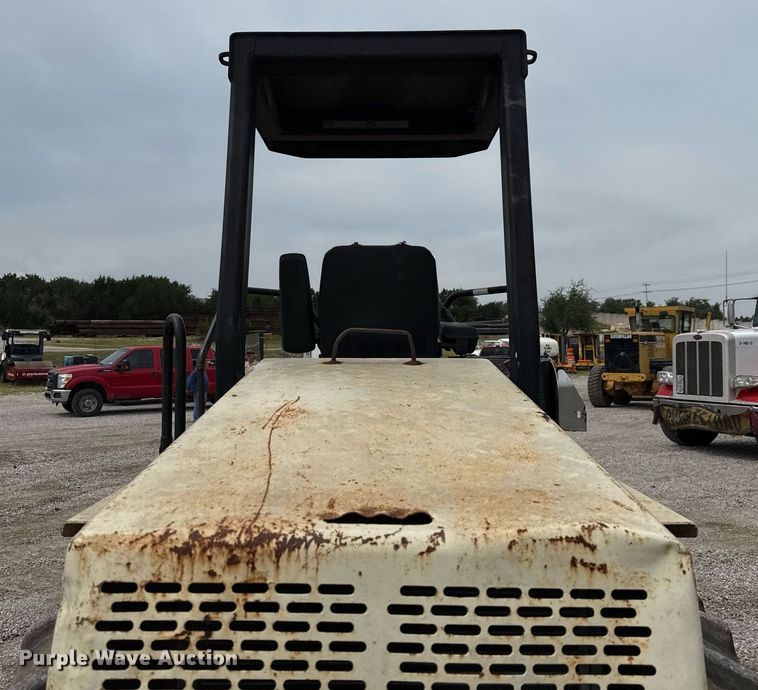 image for item ED5692 1998 Ingersoll-Rand SD-70F Pro Pac single drum vibratory roller