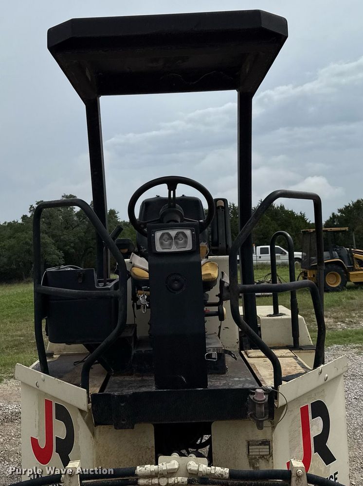 image for item ED5692 1998 Ingersoll-Rand SD-70F Pro Pac single drum vibratory roller