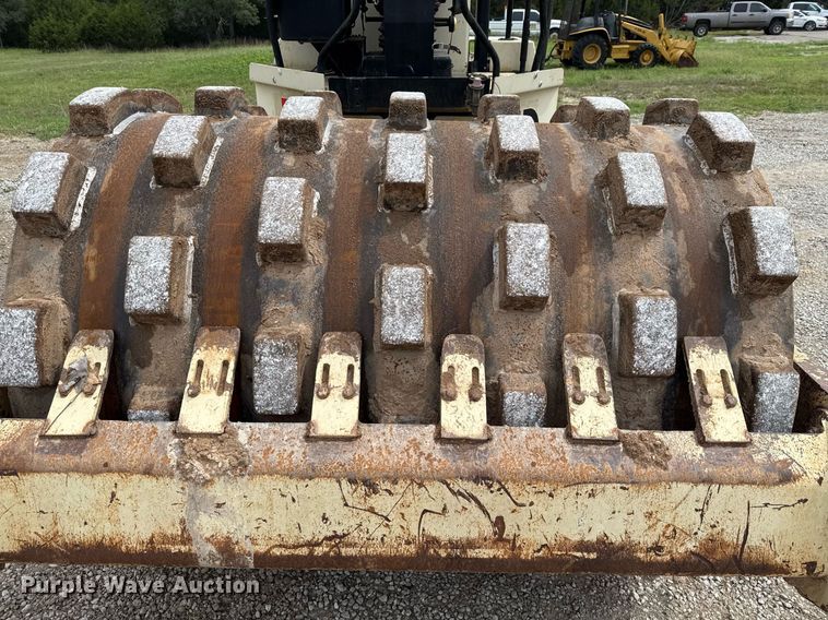 image for item ED5692 1998 Ingersoll-Rand SD-70F Pro Pac single drum vibratory roller