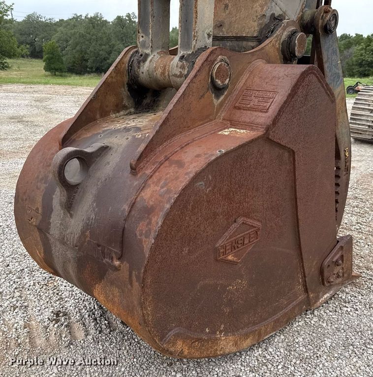 image for item ED5693 2003 Volvo EC 460 BLC excavator