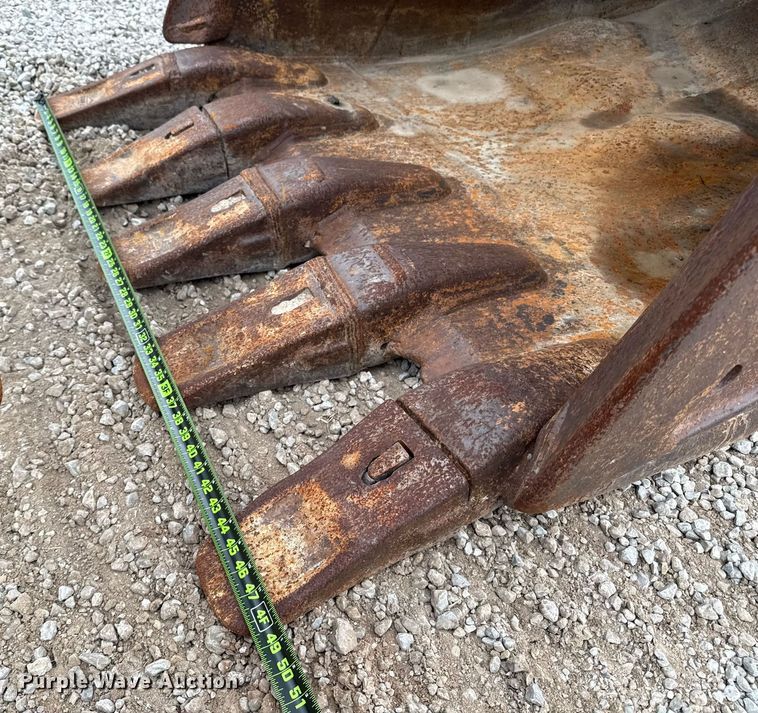 image for item ED5693 2003 Volvo EC 460 BLC excavator