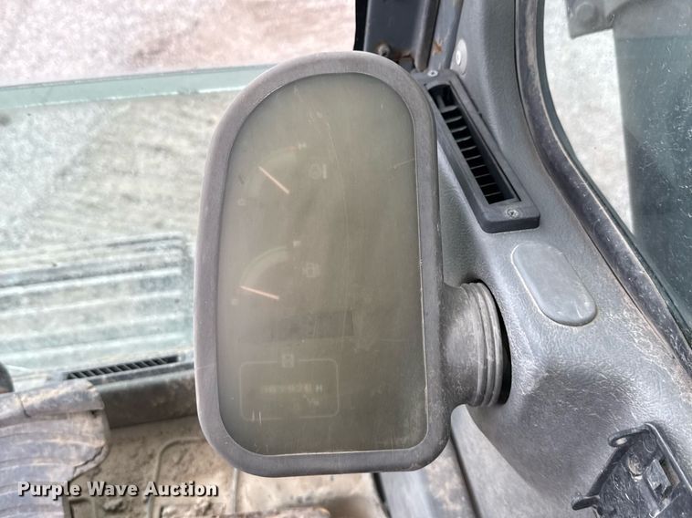 image for item ED5693 2003 Volvo EC 460 BLC excavator