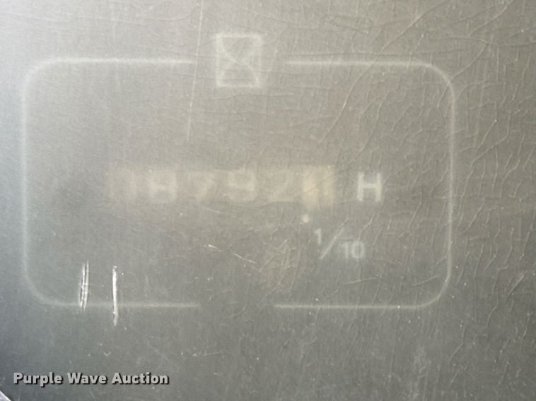 image for item ED5693 2003 Volvo EC 460 BLC excavator