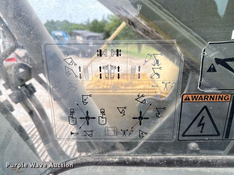 image for item ED5693 2003 Volvo EC 460 BLC excavator