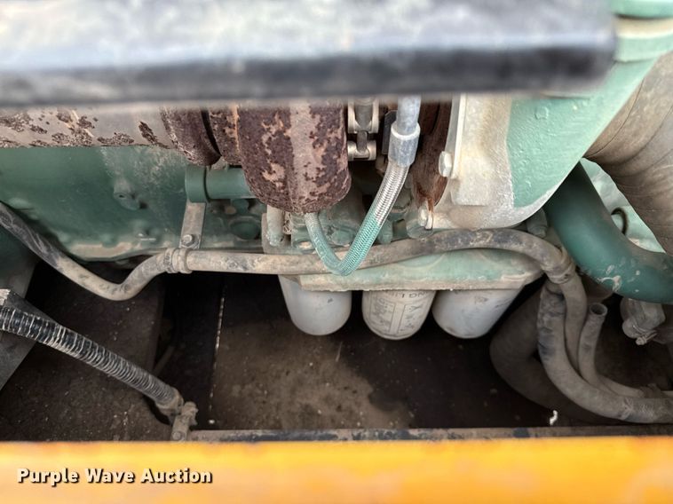 image for item ED5693 2003 Volvo EC 460 BLC excavator