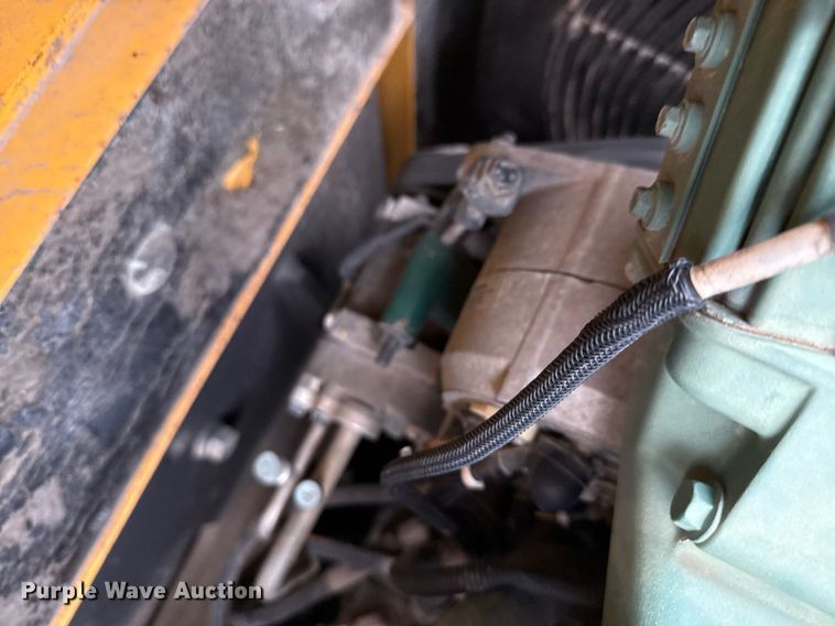 image for item ED5693 2003 Volvo EC 460 BLC excavator