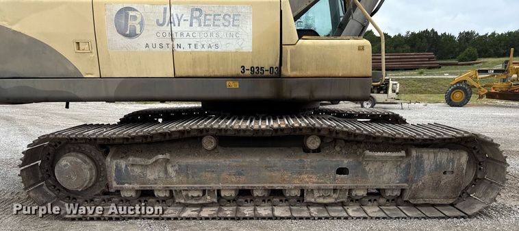 image for item ED5693 2003 Volvo EC 460 BLC excavator