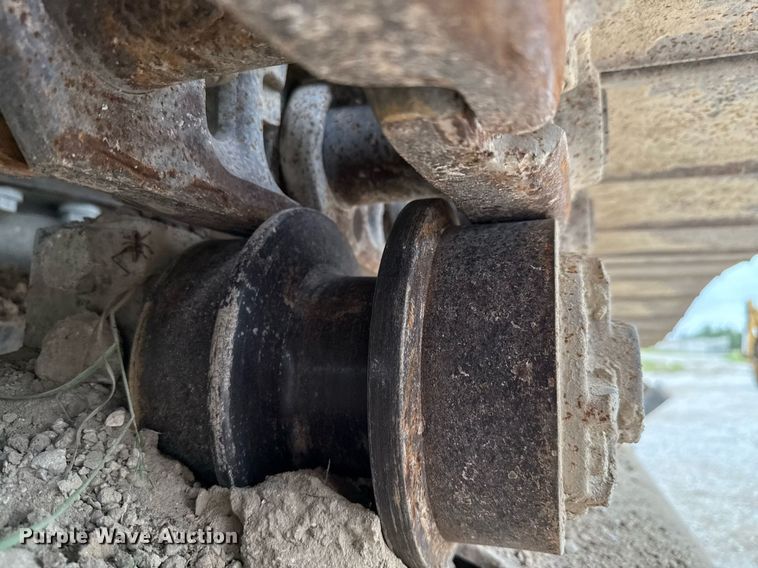 image for item ED5693 2003 Volvo EC 460 BLC excavator