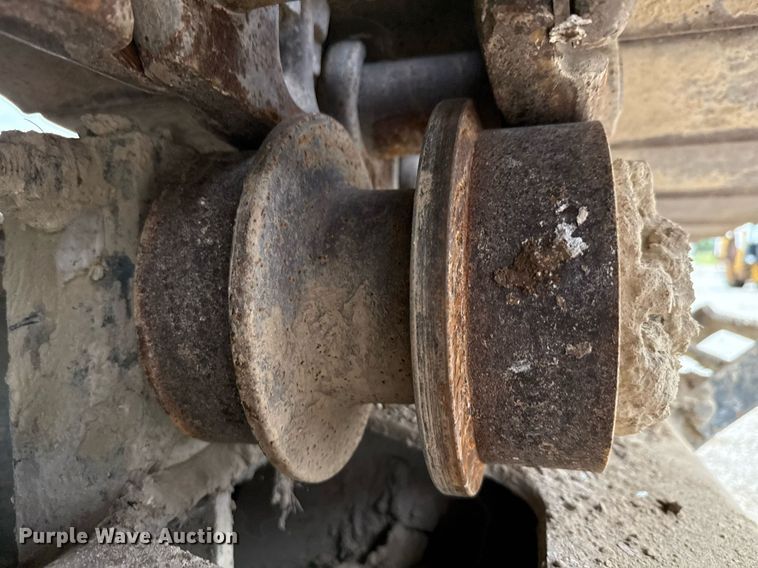 image for item ED5693 2003 Volvo EC 460 BLC excavator