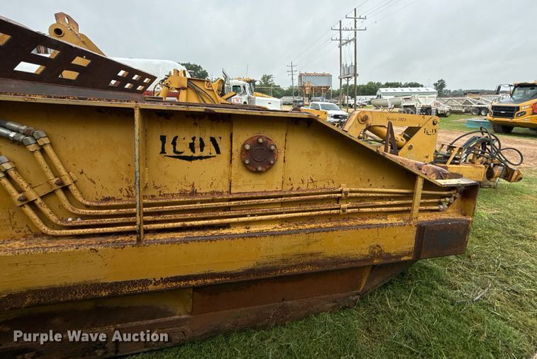 image for item ED5698 Icon 18D Earthmover scraper