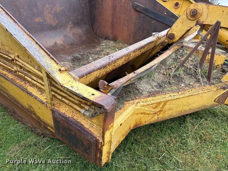 image for item ED5698 Icon 18D Earthmover scraper