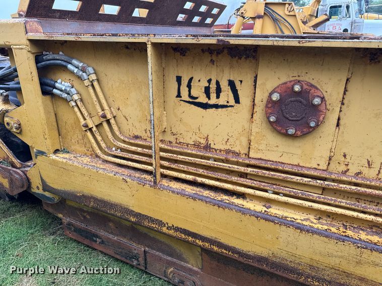 image for item ED5698 Icon 18D Earthmover scraper