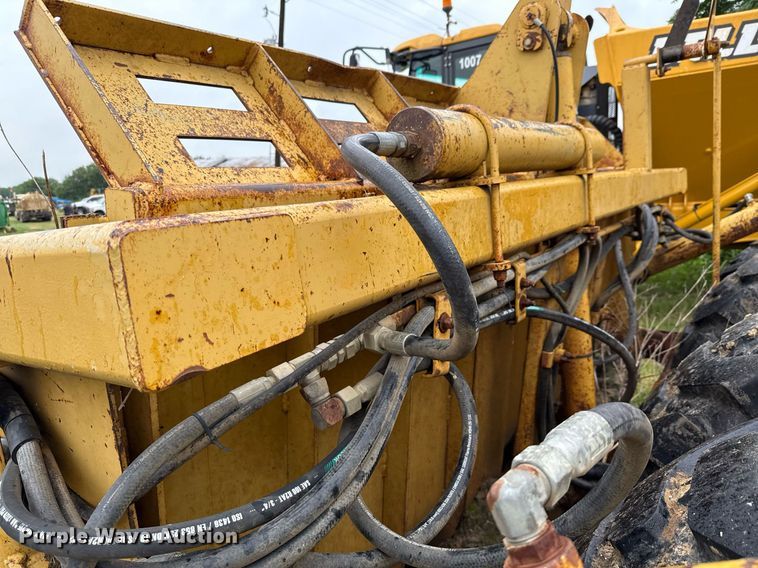 image for item ED5698 Icon 18D Earthmover scraper