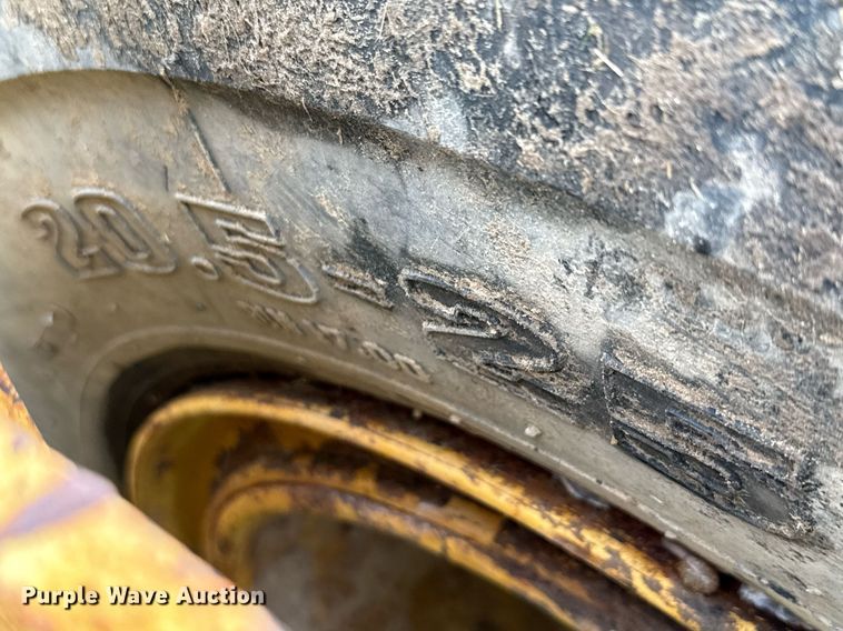 image for item ED5698 Icon 18D Earthmover scraper