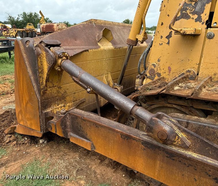 image for item ED5707 1988 Caterpillar  D8N dozer