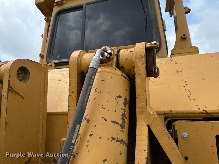 image for item ED5707 1988 Caterpillar  D8N dozer