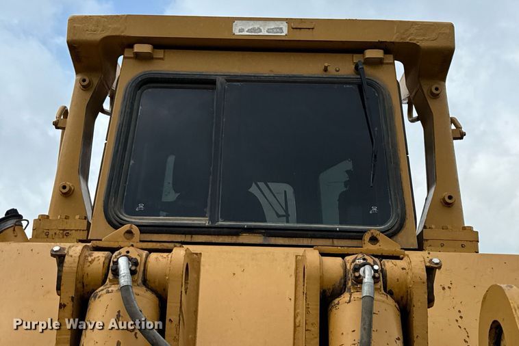 image for item ED5707 1988 Caterpillar  D8N dozer