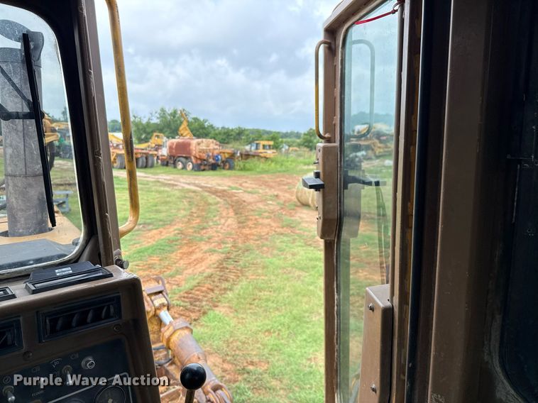 image for item ED5707 1988 Caterpillar  D8N dozer