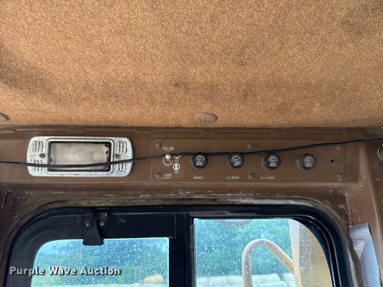 image for item ED5707 1988 Caterpillar  D8N dozer