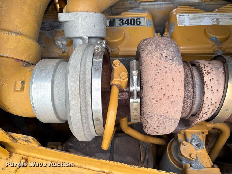 image for item ED5707 1988 Caterpillar  D8N dozer