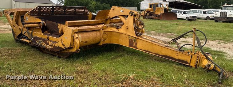 image for item ED5709 2012 John Deere 2112C scraper