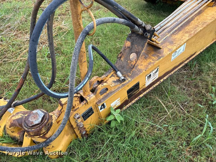 image for item ED5709 2012 John Deere 2112C scraper