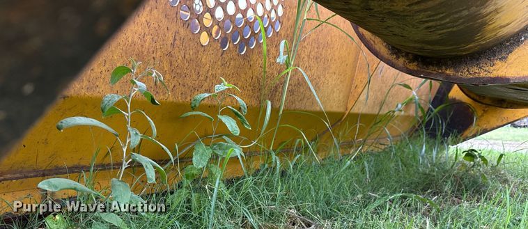 image for item ED5709 2012 John Deere 2112C scraper