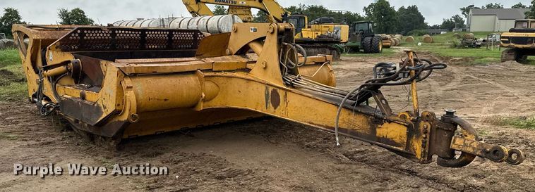 image for item ED5710 John Deere 2112C scraper