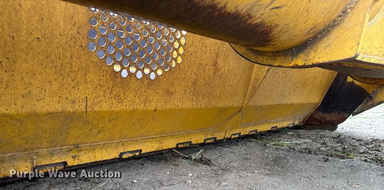 image for item ED5710 John Deere 2112C scraper