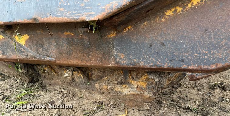 image for item ED5710 John Deere 2112C scraper