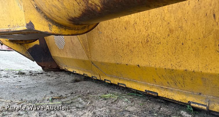 image for item ED5710 John Deere 2112C scraper