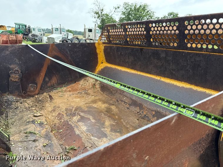 image for item ED5710 John Deere 2112C scraper