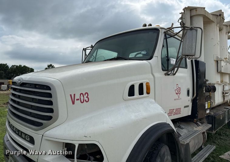 image for item ED5712 2006 Sterling L9500 vacuum truck
