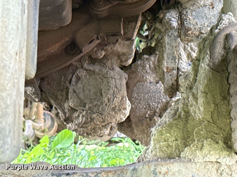 image for item ED5712 2006 Sterling L9500 vacuum truck