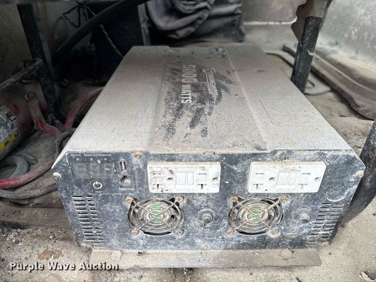 image for item ED5712 2006 Sterling L9500 vacuum truck