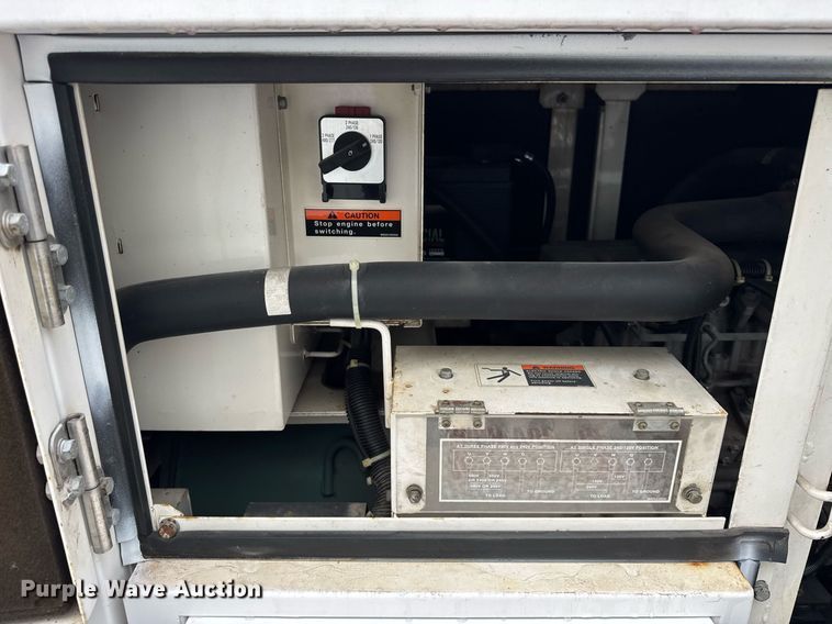 image for item EF2029 MQ Whisperwatt DF-027012 generator