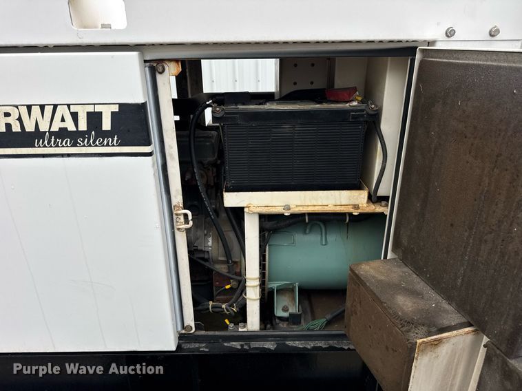 image for item EF2029 MQ Whisperwatt DF-027012 generator