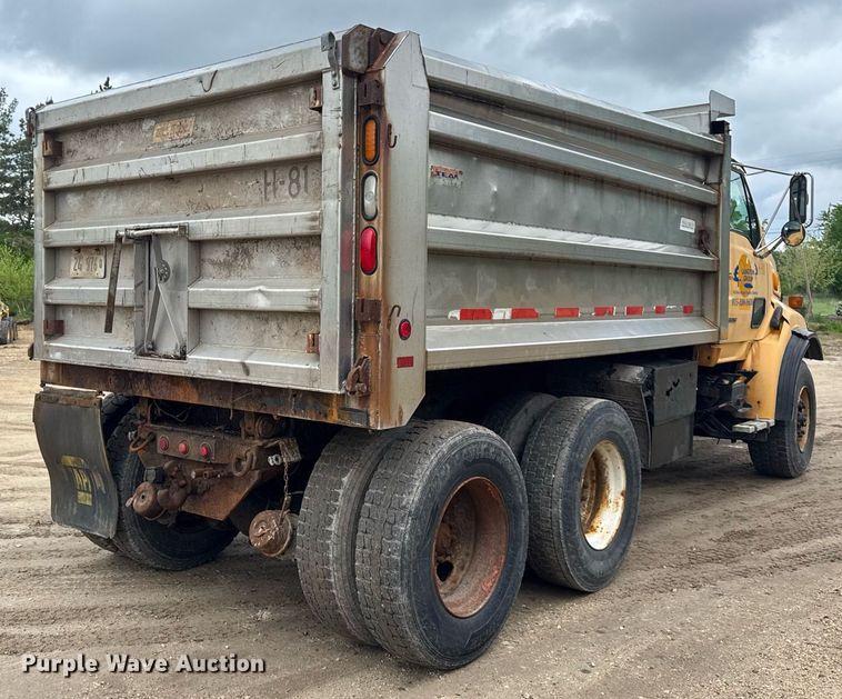 image for item EF2034 2001 Sterling L-Line dump truck