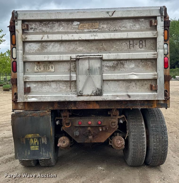 image for item EF2034 2001 Sterling L-Line dump truck