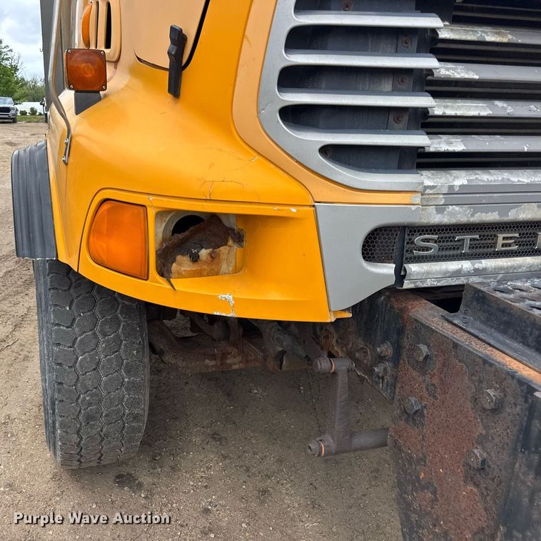 image for item EF2034 2001 Sterling L-Line dump truck