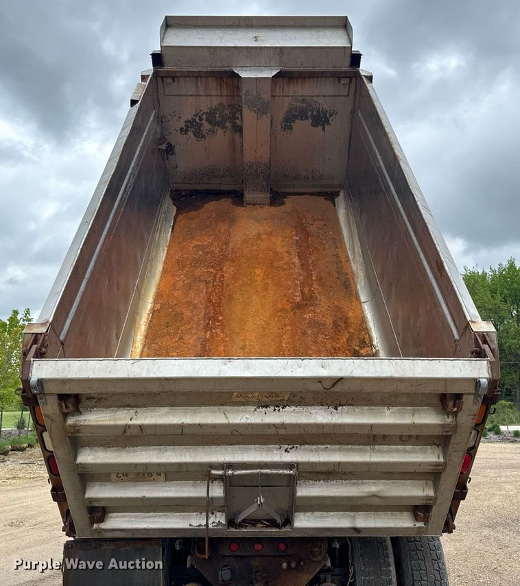 image for item EF2034 2001 Sterling L-Line dump truck