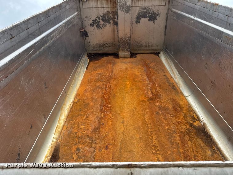 image for item EF2034 2001 Sterling L-Line dump truck