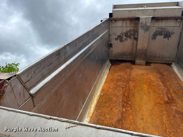 image for item EF2034 2001 Sterling L-Line dump truck