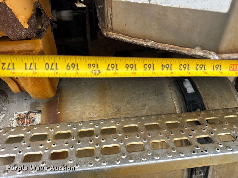 image for item EF2034 2001 Sterling L-Line dump truck