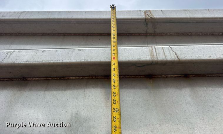 image for item EF2034 2001 Sterling L-Line dump truck