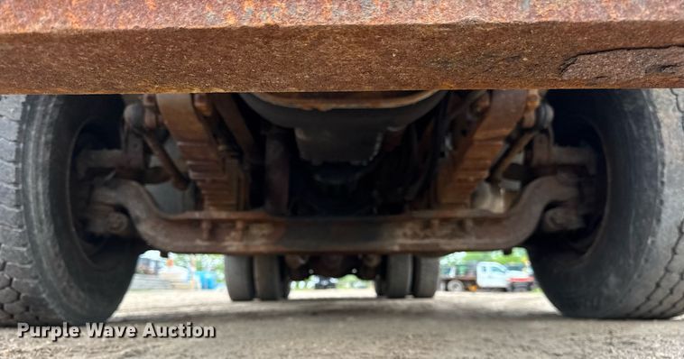 image for item EF2034 2001 Sterling L-Line dump truck