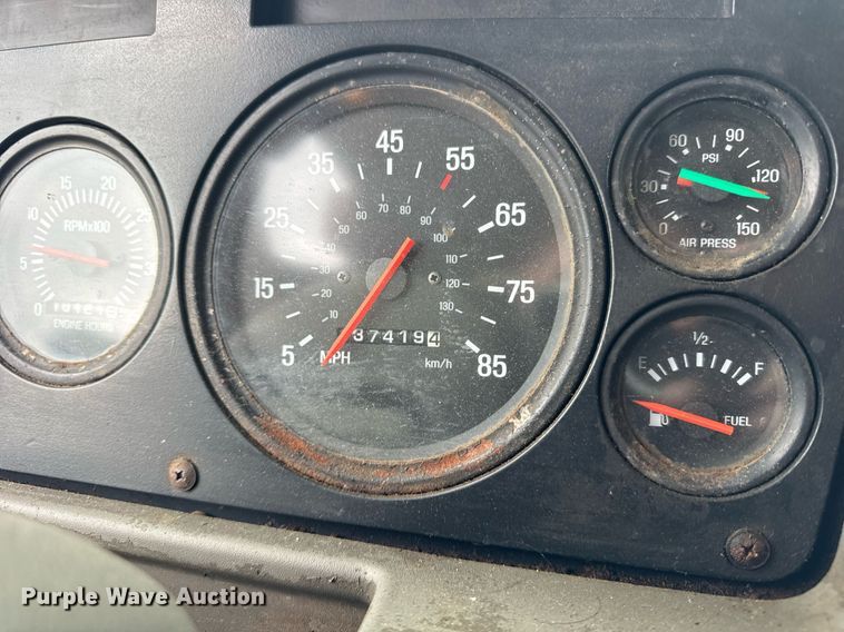 image for item EF2034 2001 Sterling L-Line dump truck