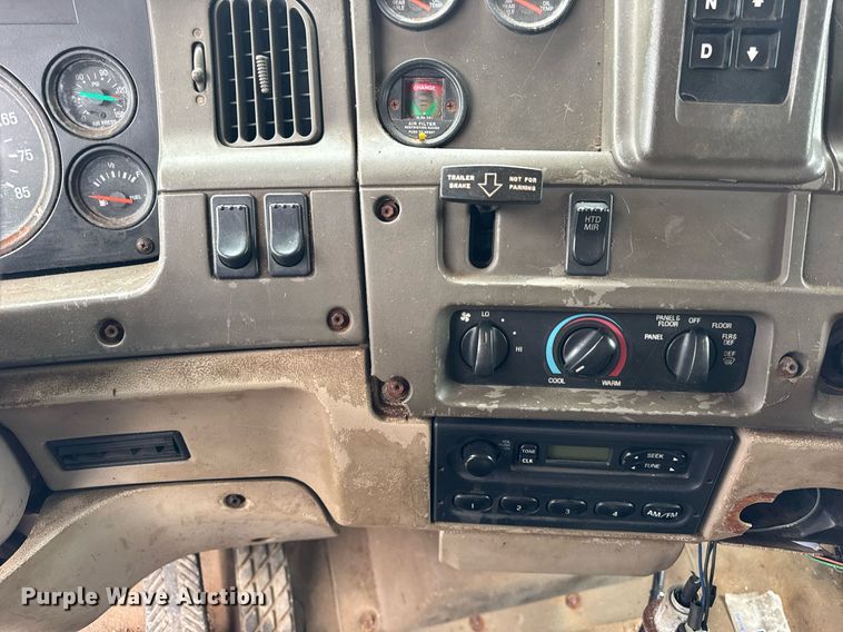 image for item EF2034 2001 Sterling L-Line dump truck