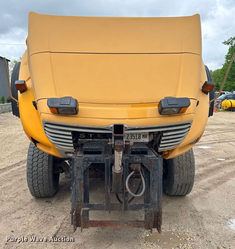 image for item EF2034 2001 Sterling L-Line dump truck