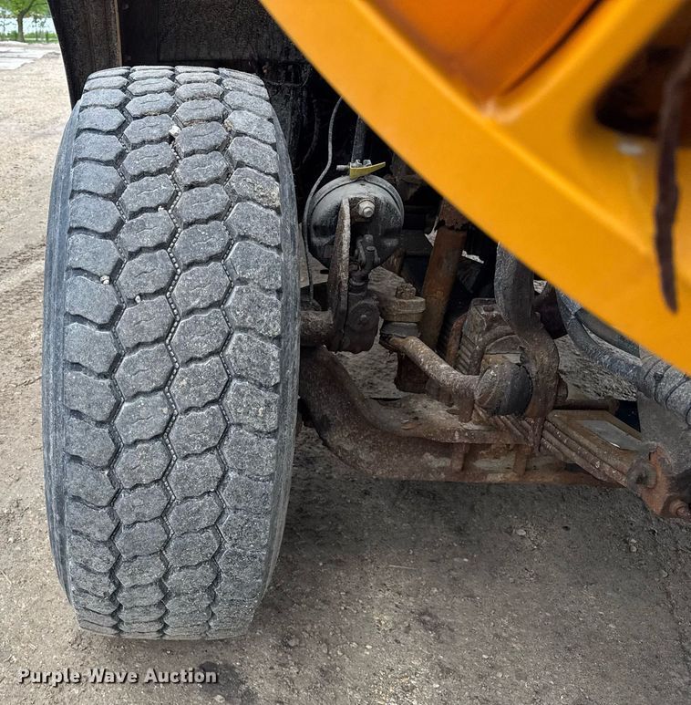 image for item EF2034 2001 Sterling L-Line dump truck